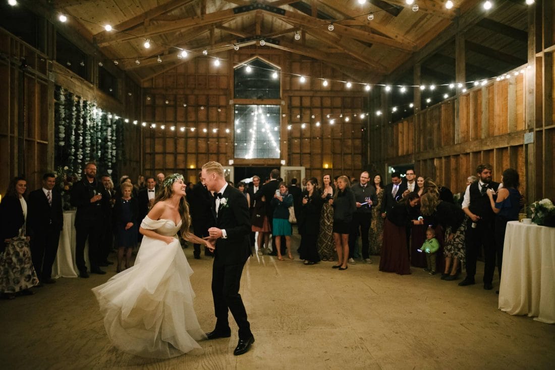 Oz Farm Wedding Dancing